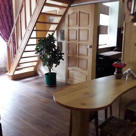 Apartment Na Shevchenka 3 Лвив Екстериор снимка