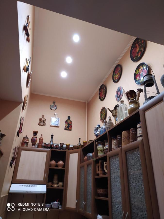 Apartment Na Shevchenka 3 Лвив Екстериор снимка