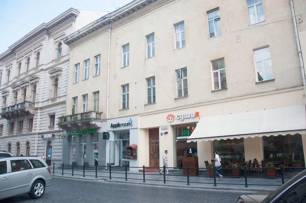 Apartment Na Shevchenka 3 Лвив Екстериор снимка