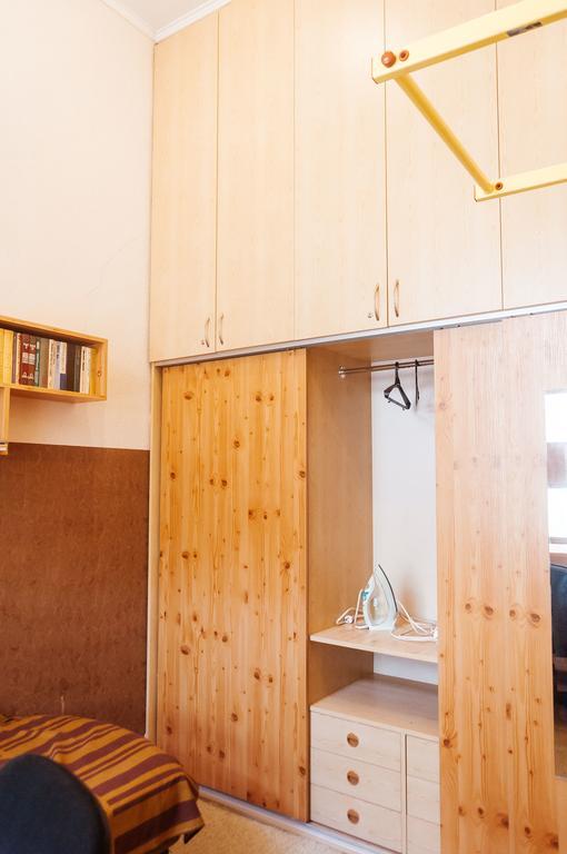 Apartment Na Shevchenka 3 Лвив Екстериор снимка